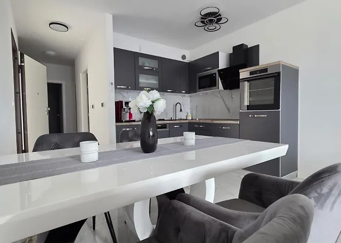 Katja In * 트로기르