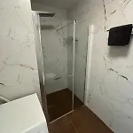 Katja In 特罗吉尔