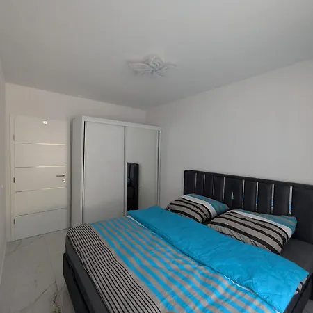 Katja In * تروغير